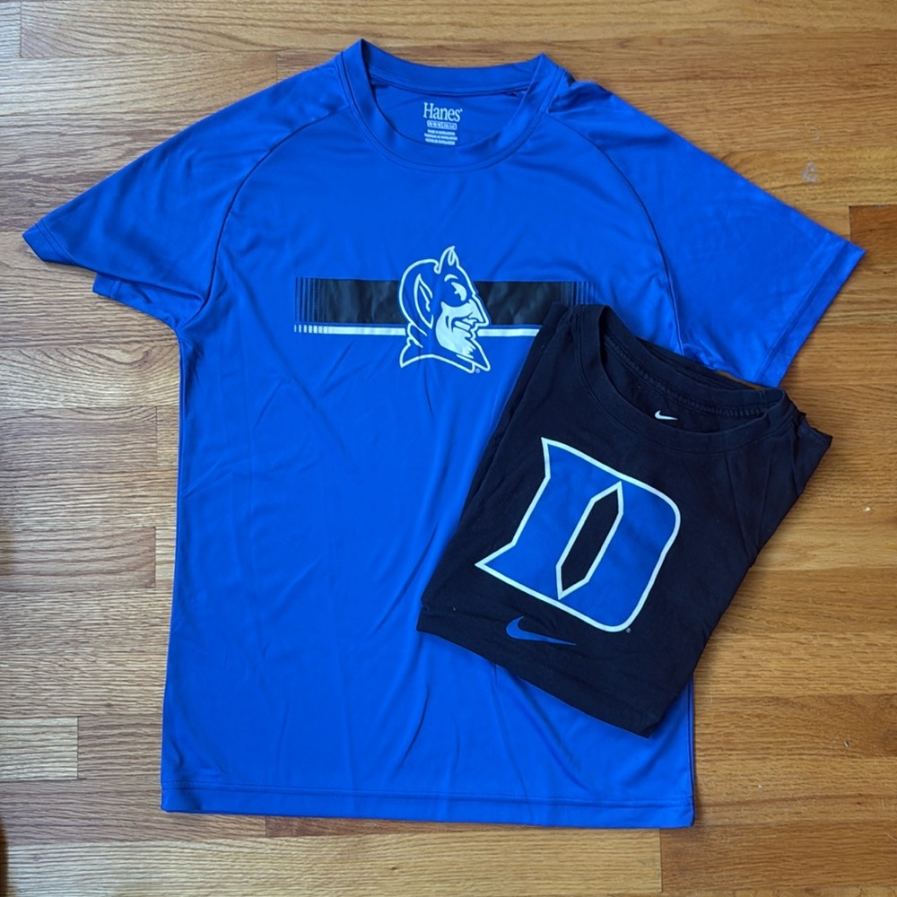 2  Duke T’s  Men’s M 
Black Logo D Nike cotton
Blue Mascot Blue Devil Hanes